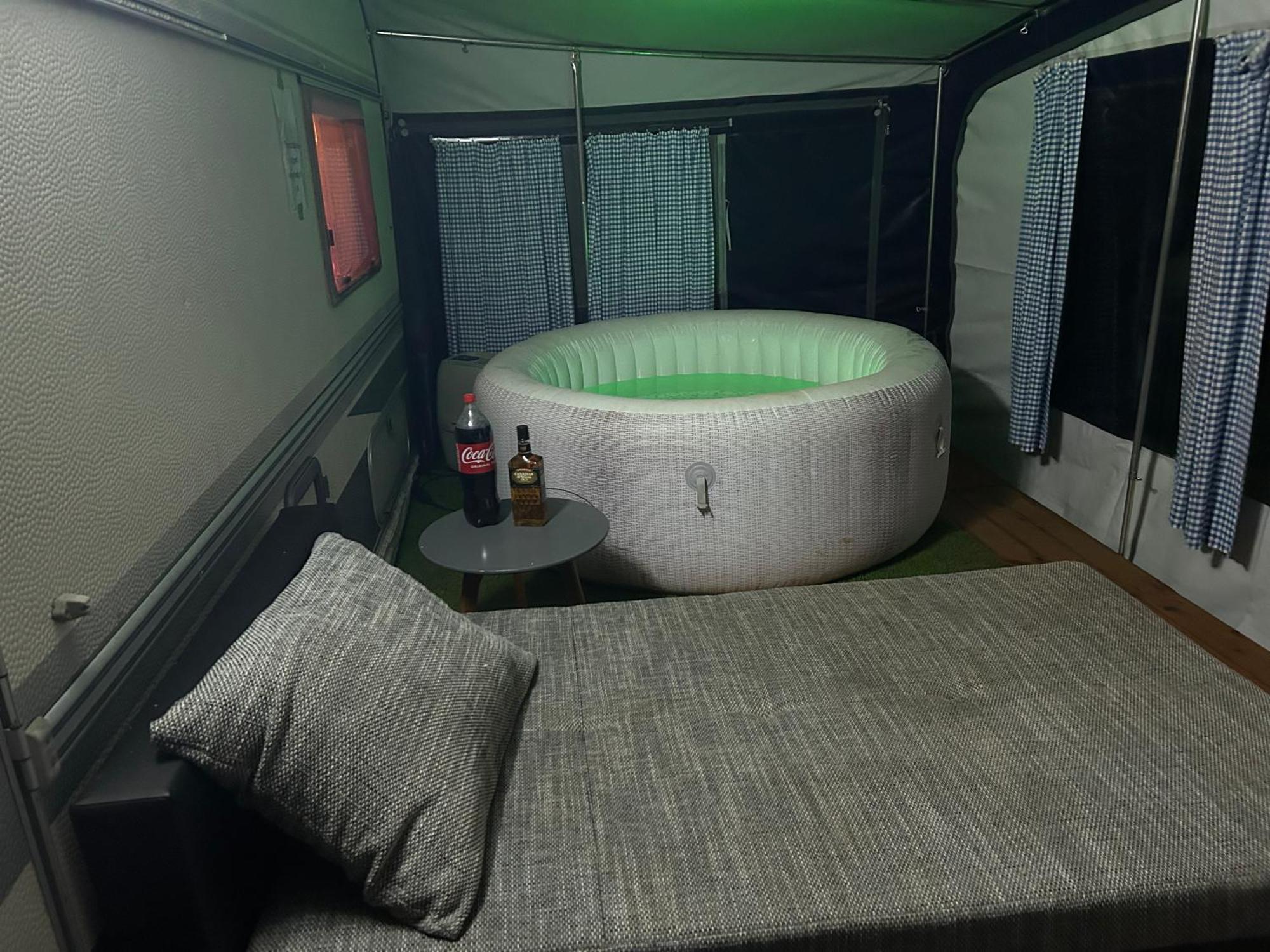 Jacuzi In The Olive Grove Campsite *